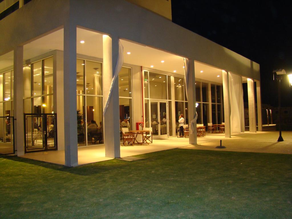 Howard Johnson Ramallo Exterior photo